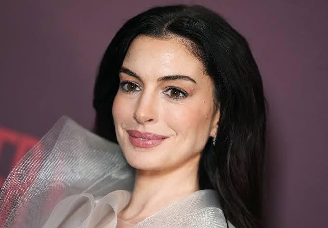 Anne Hathaway Anne Hathaway